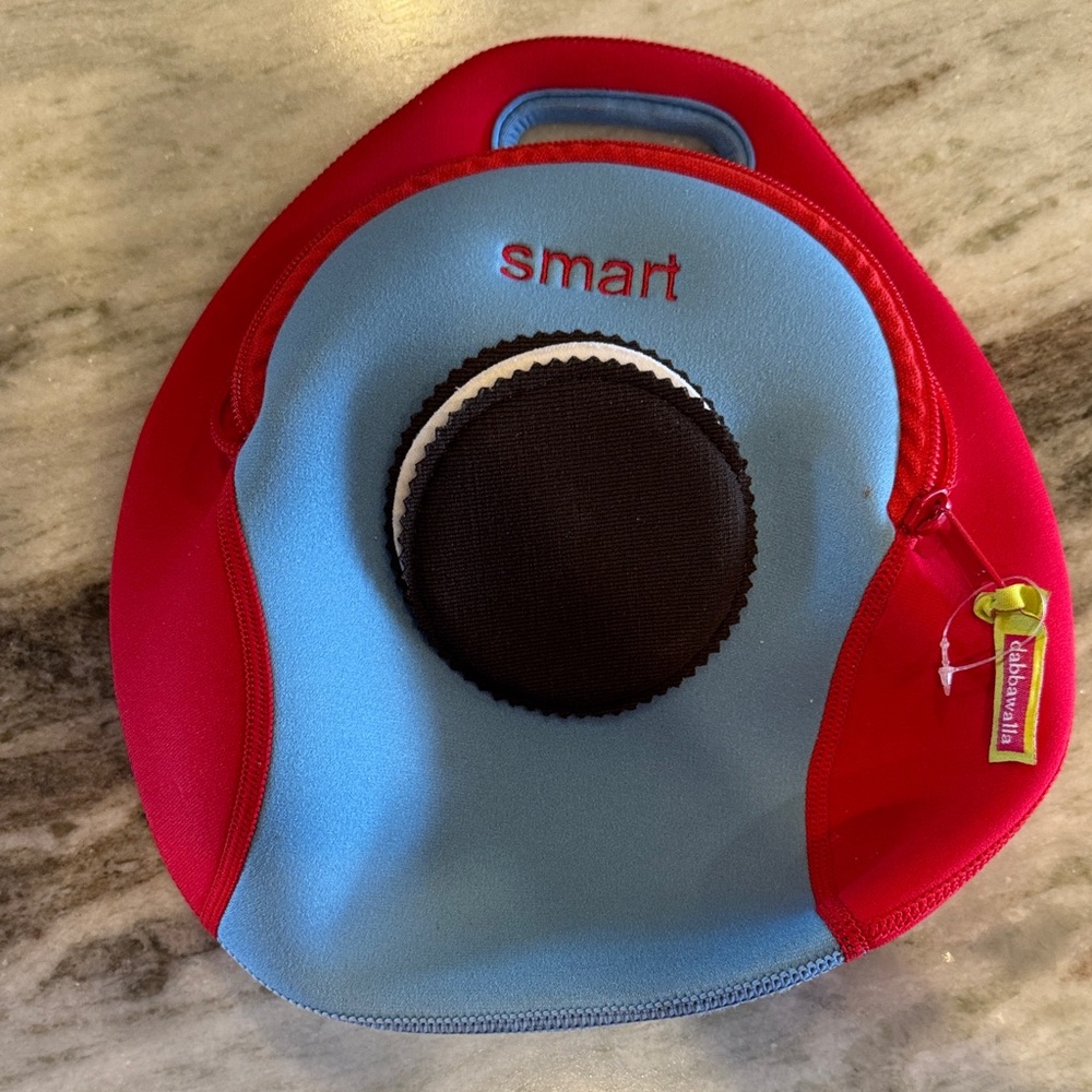 Red and Blue Smart Lunch Bag
